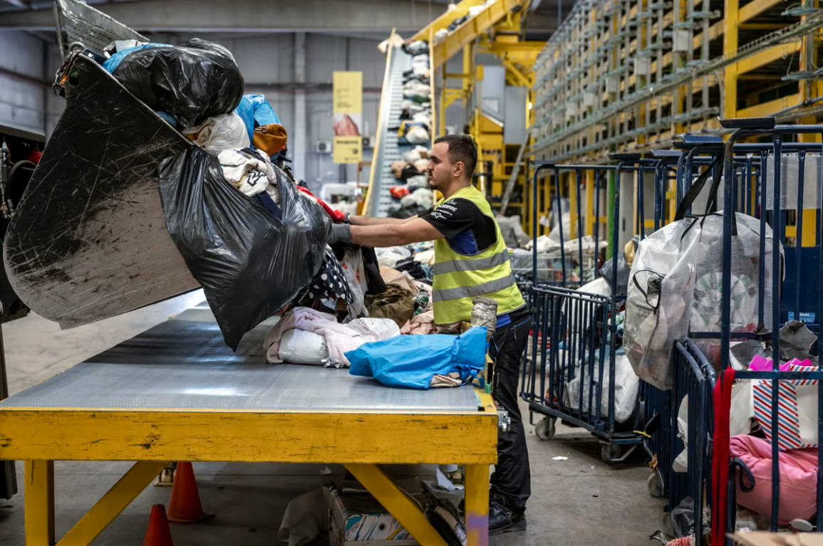 OBSERVATORIO CUBANO DEL RECICLAJE - Cómo será el auge del reciclaje textil  en 2025 y a dónde irá la ropa usada